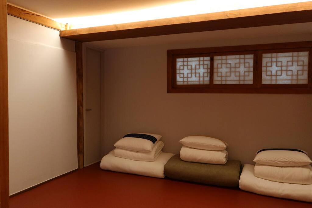 Hanok Angnid Gongian Apartment