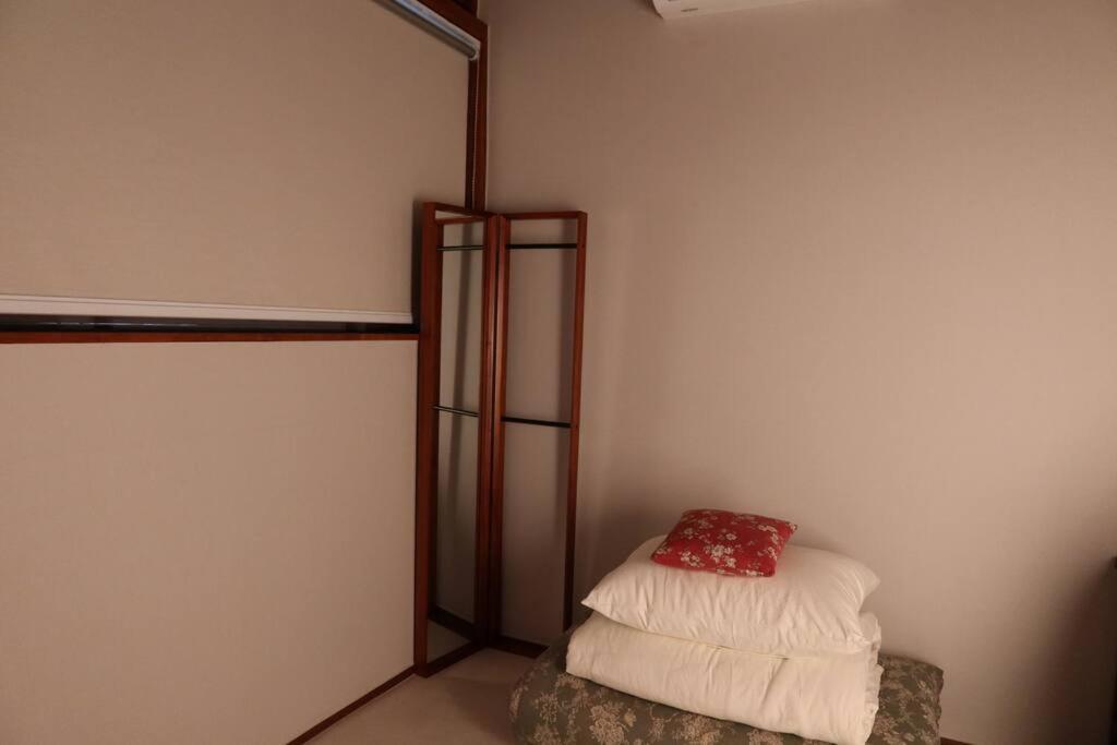 Hanok Angnid Gongian Apartment Seoul