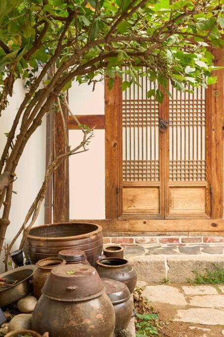 Hanok Angnid Gongian Apartment